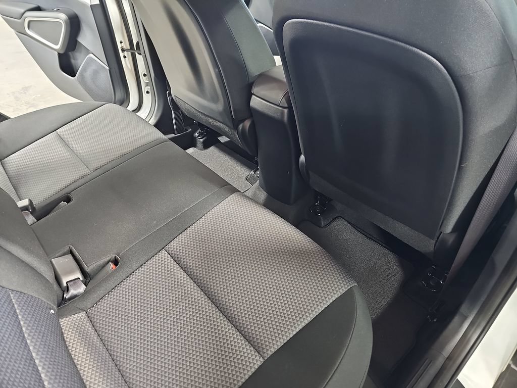 Certified 2025 Kia Soul LX w/ LX Technology Package FWD image 11