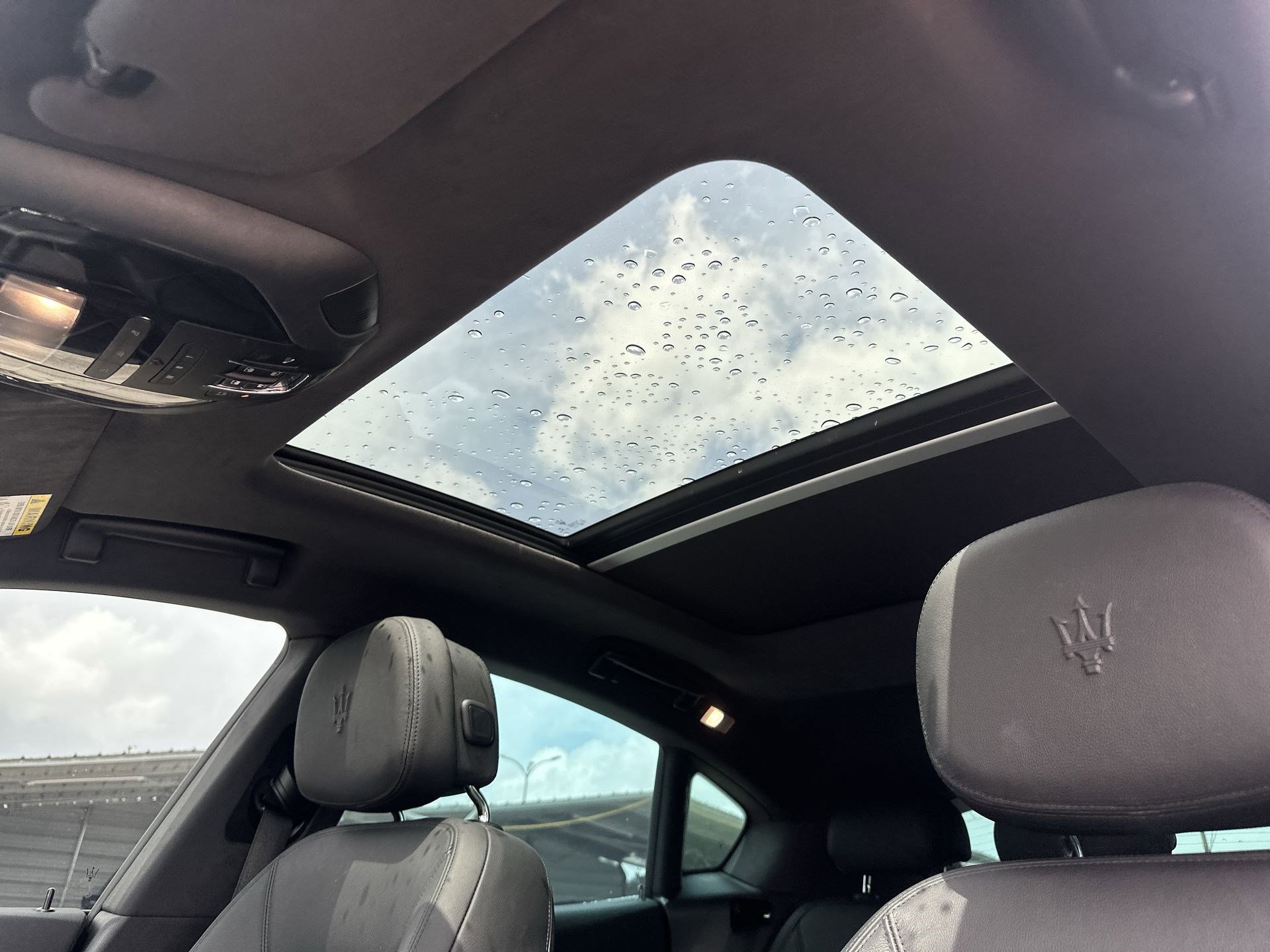 Used 2022 Maserati Levante GT AWD/4WD image 16