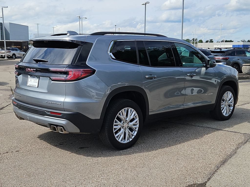 Used 2026 GMC Acadia Elevation w/ Elevation Premium Package AWD/4WD image 5