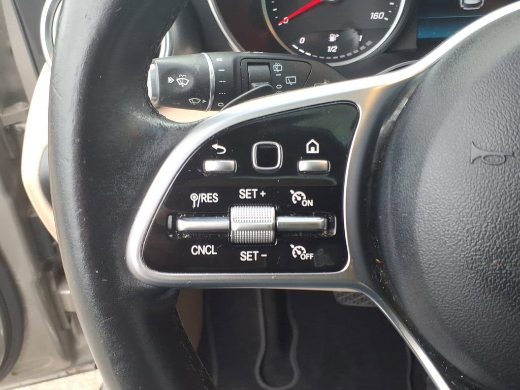 Used 2020 Mercedes-Benz GLC 300 GLC 300 image 21