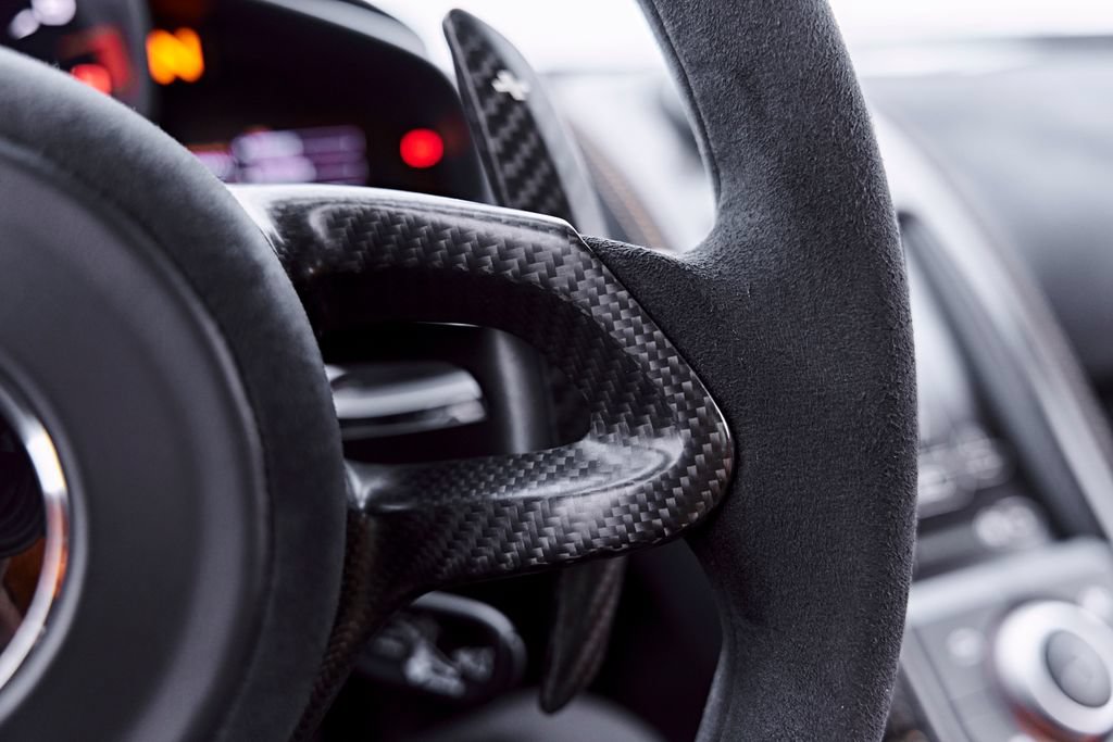 Used 2016 McLaren 675LT Coupe RWD image 79