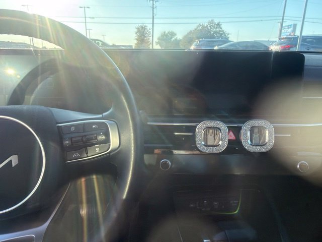 Certified 2025 Kia K5 GT-Line w/ GT-Line Premium Package AWD/4WD image 12