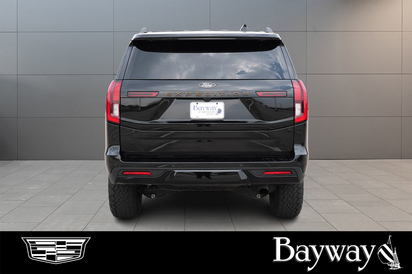 Used 2025 Ford Expedition Tremor image 6