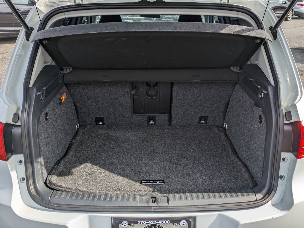 Used 2017 Volkswagen Tiguan Limited w/ Premium Package image 7
