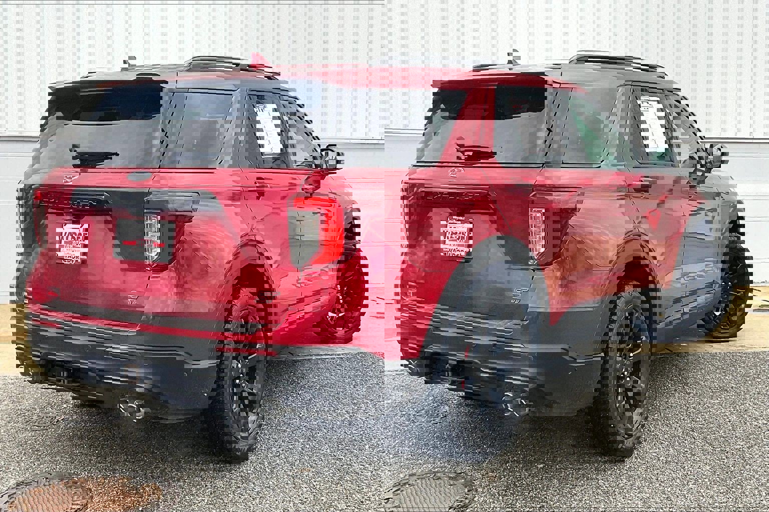 Used 2020 Ford Explorer ST w/ ST Street Pack image 17