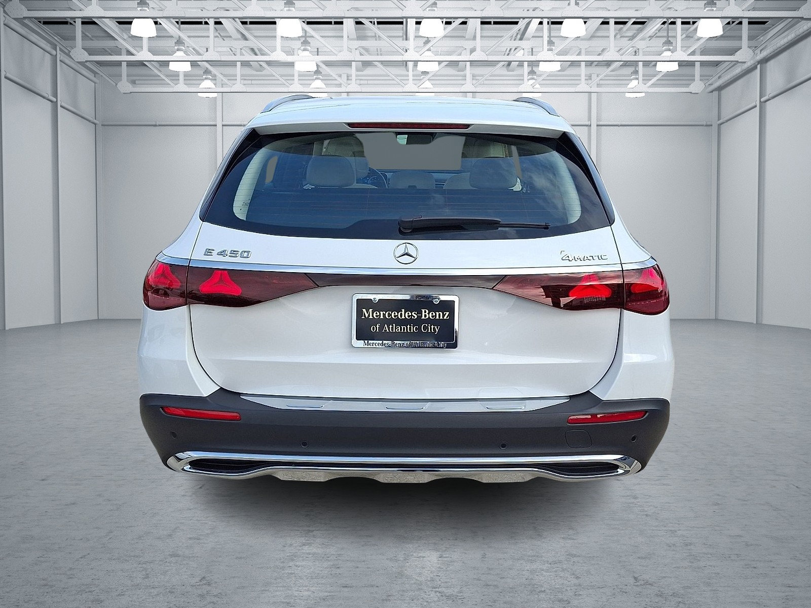 Used 2024 Mercedes-Benz E 450 4MATIC All-Terrain Wagon image 6