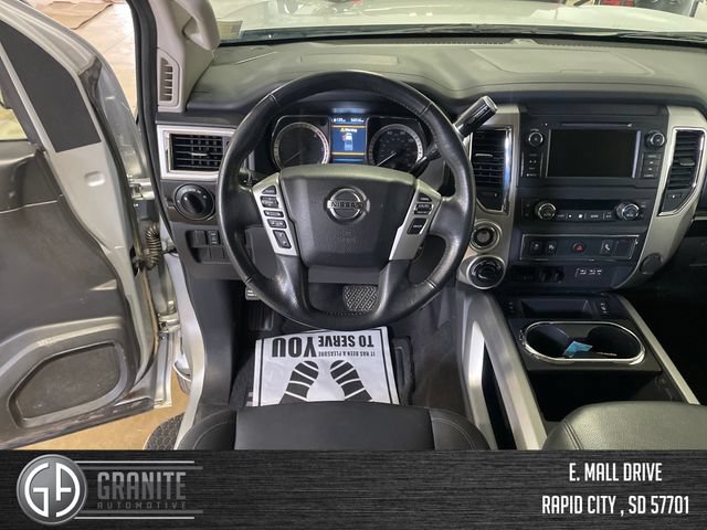 Used 2019 Nissan Titan SV w/ SV Convenience Package AWD/4WD image 22
