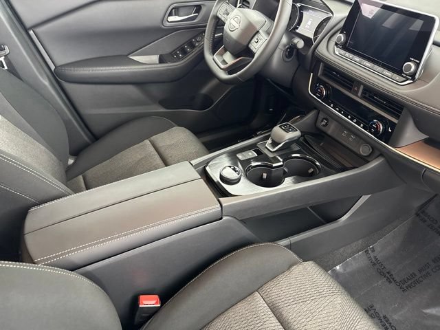 New 2026 Nissan Rogue SV AWD/4WD image 21