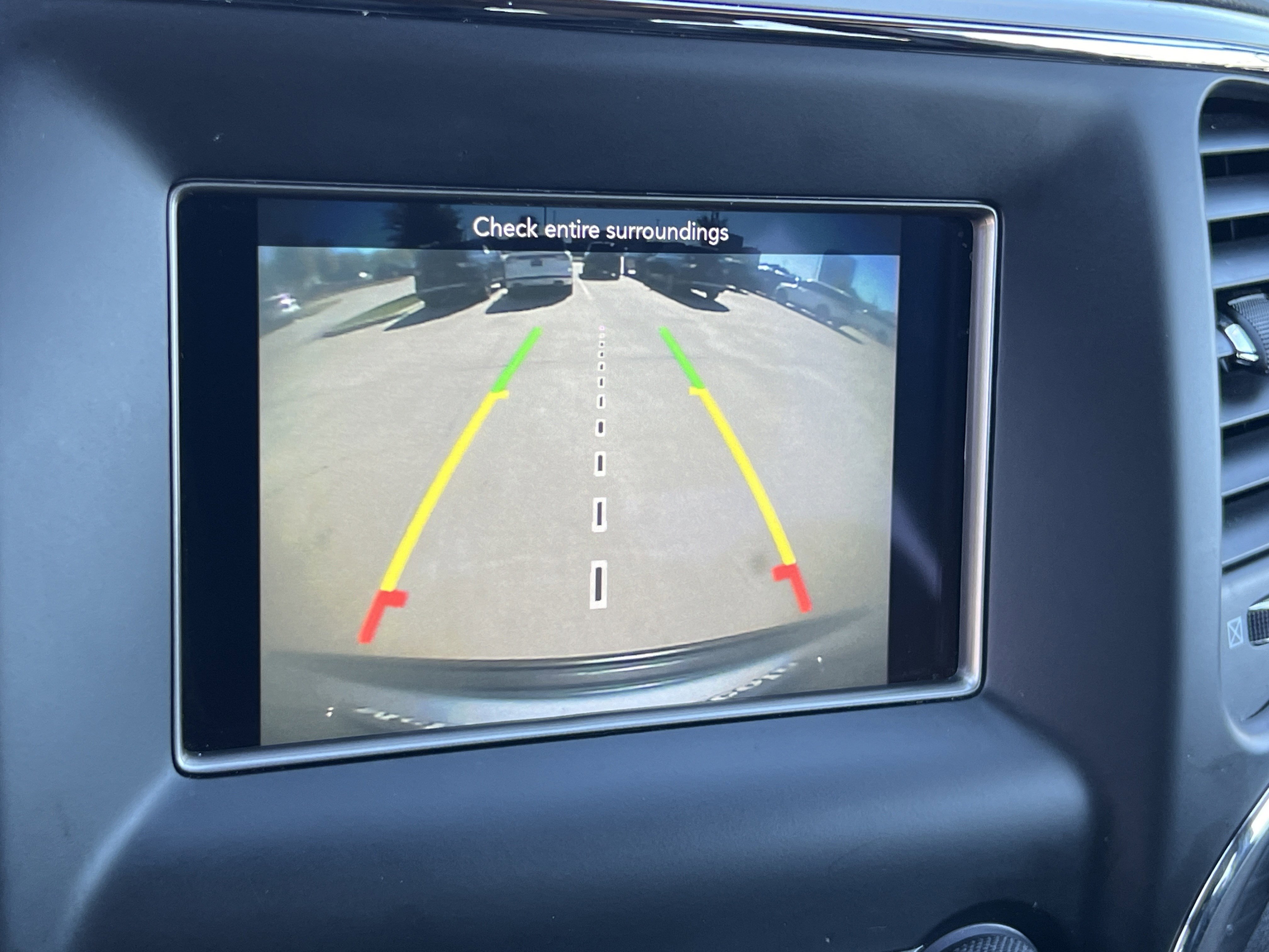 Used 2021 Jeep Grand Cherokee Laredo image 22