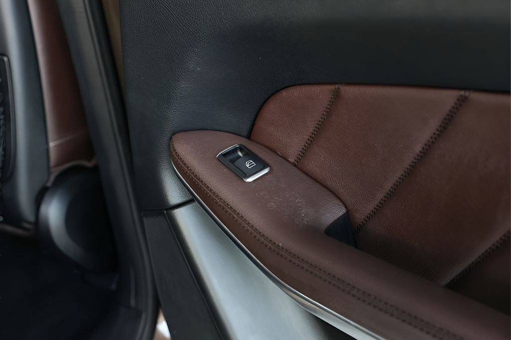 Used 2013 Mercedes-Benz GL 550 4MATIC image 61