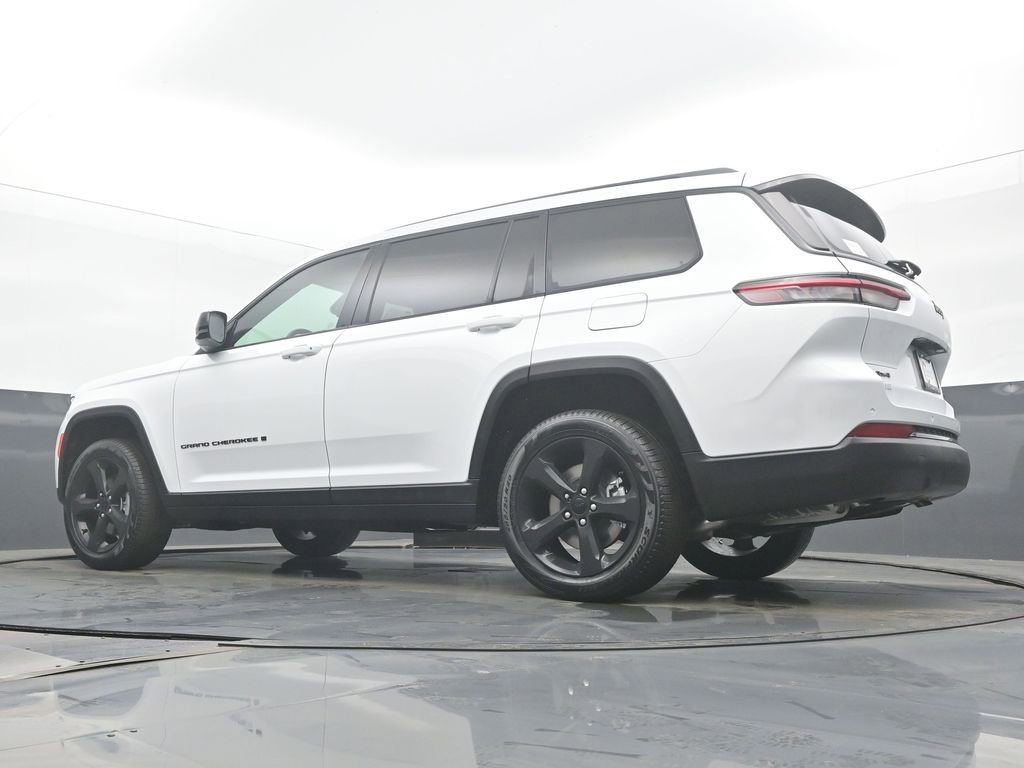 New 2025 Jeep Grand Cherokee L Limited image 50