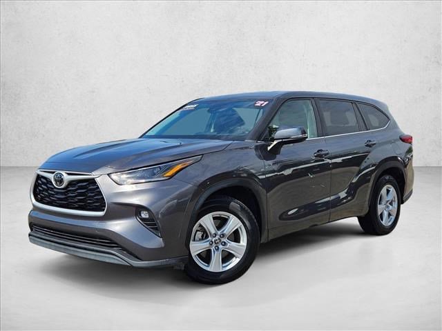 Used 2021 Toyota Highlander LE