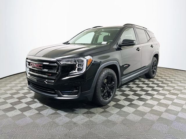 Used 2023 GMC Terrain AT4 w/ Infotainment Package II image 4