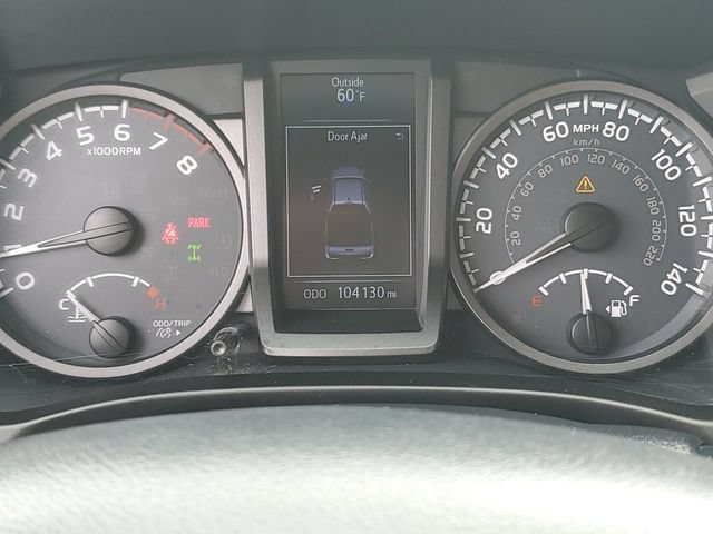 Used 2016 Toyota Tacoma TRD Sport w/ Towing Package AWD/4WD image 16