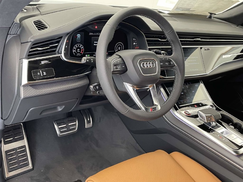 New 2027 Audi RS Q8 performance AWD/4WD image 4