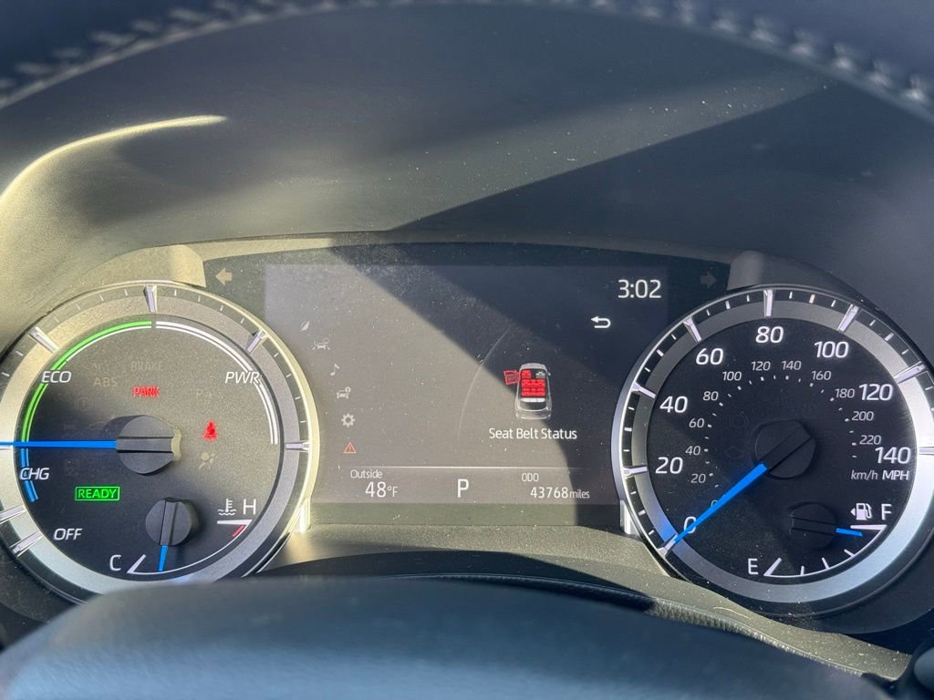 Used 2023 Toyota Highlander LE image 30