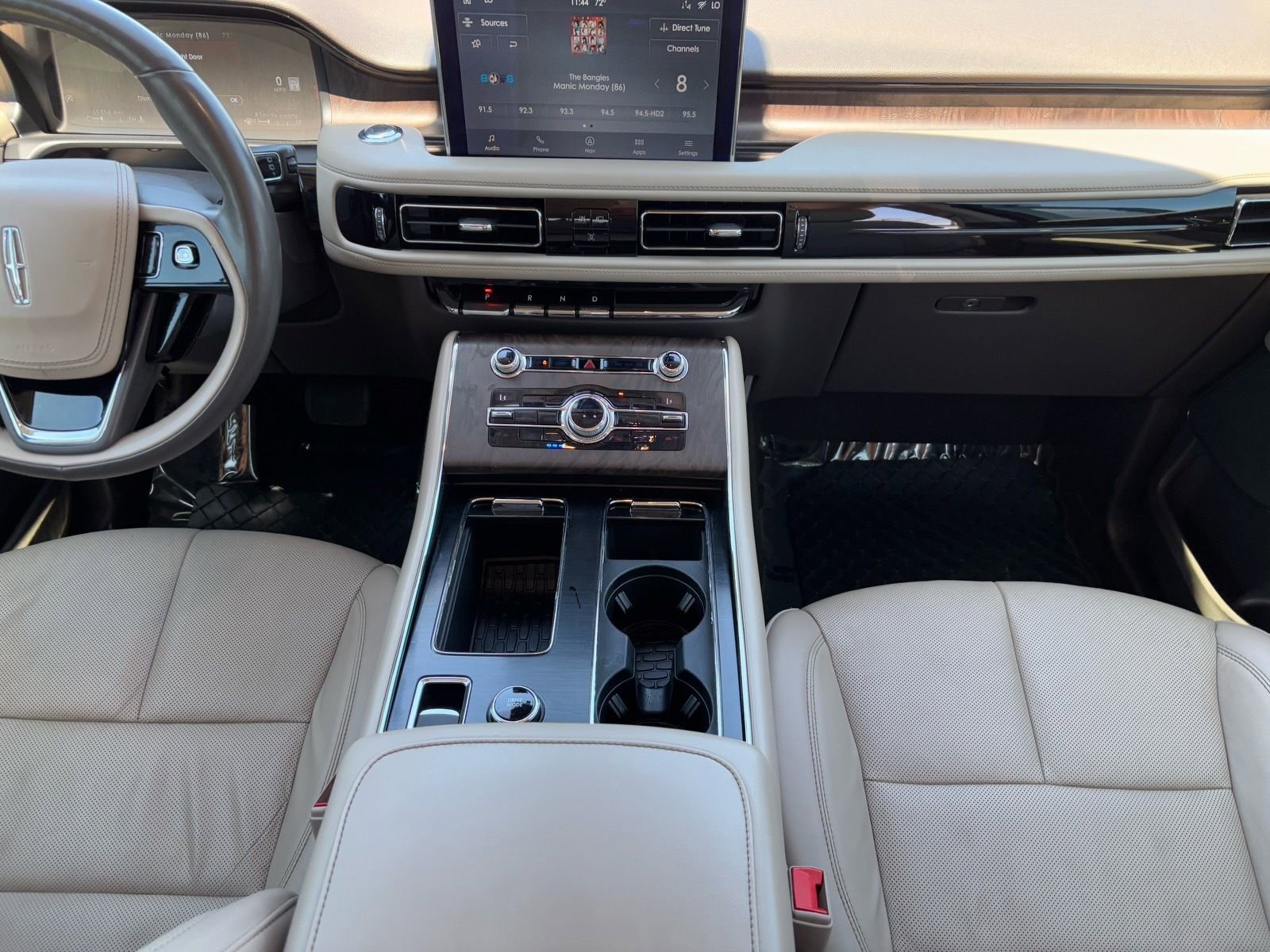 Used 2020 Lincoln Aviator Reserve w/ Equipment Group 201A AWD/4WD image 14