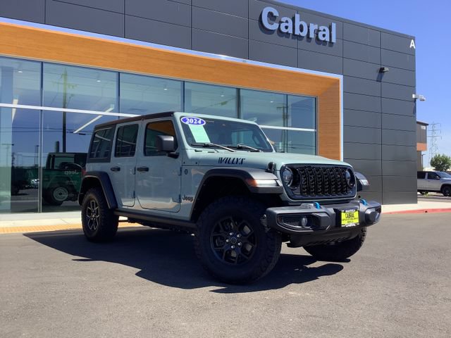 Used 2024 Jeep Wrangler Unlimited AWD/4WD image 2
