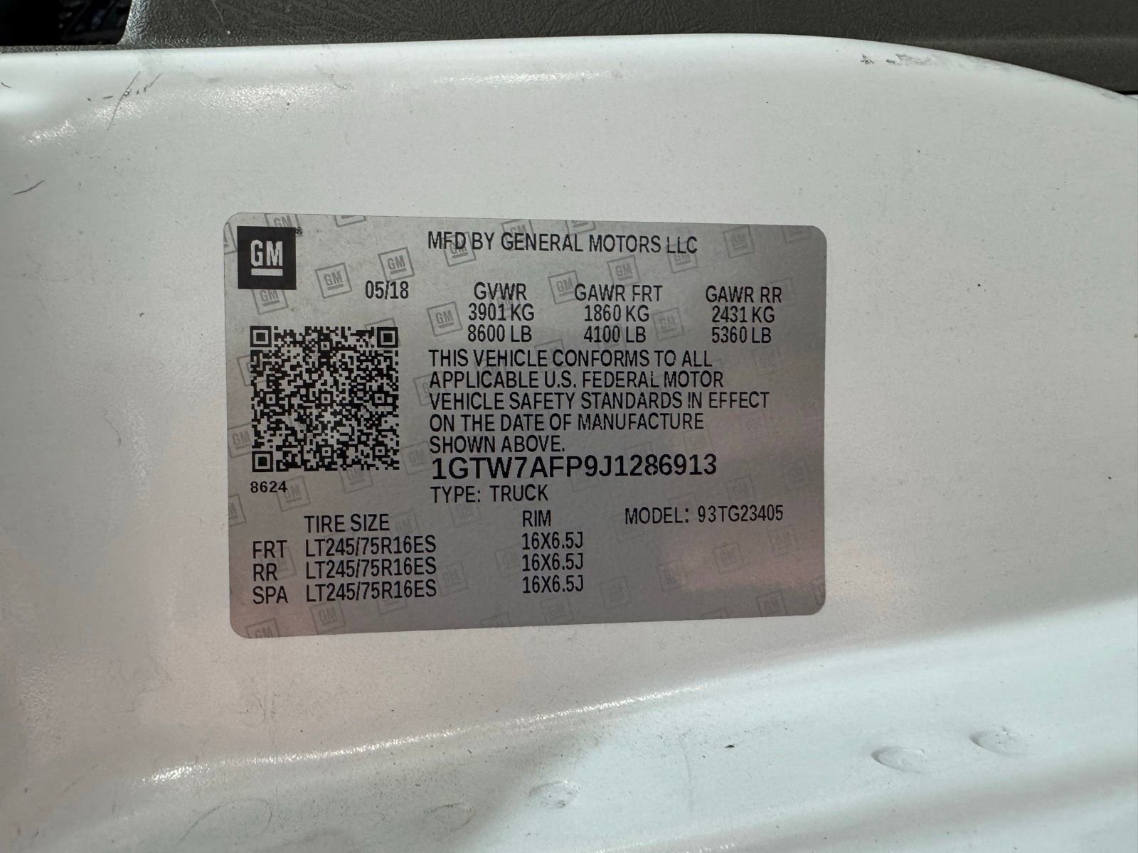 Used 2018 GMC Savana 2500 RWD image 20
