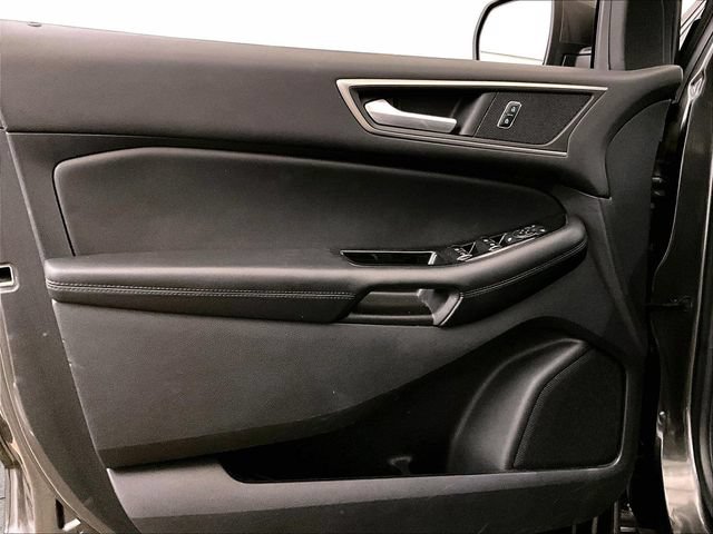 Used 2016 Ford Edge SEL w/ Equipment Group 201A AWD/4WD image 23