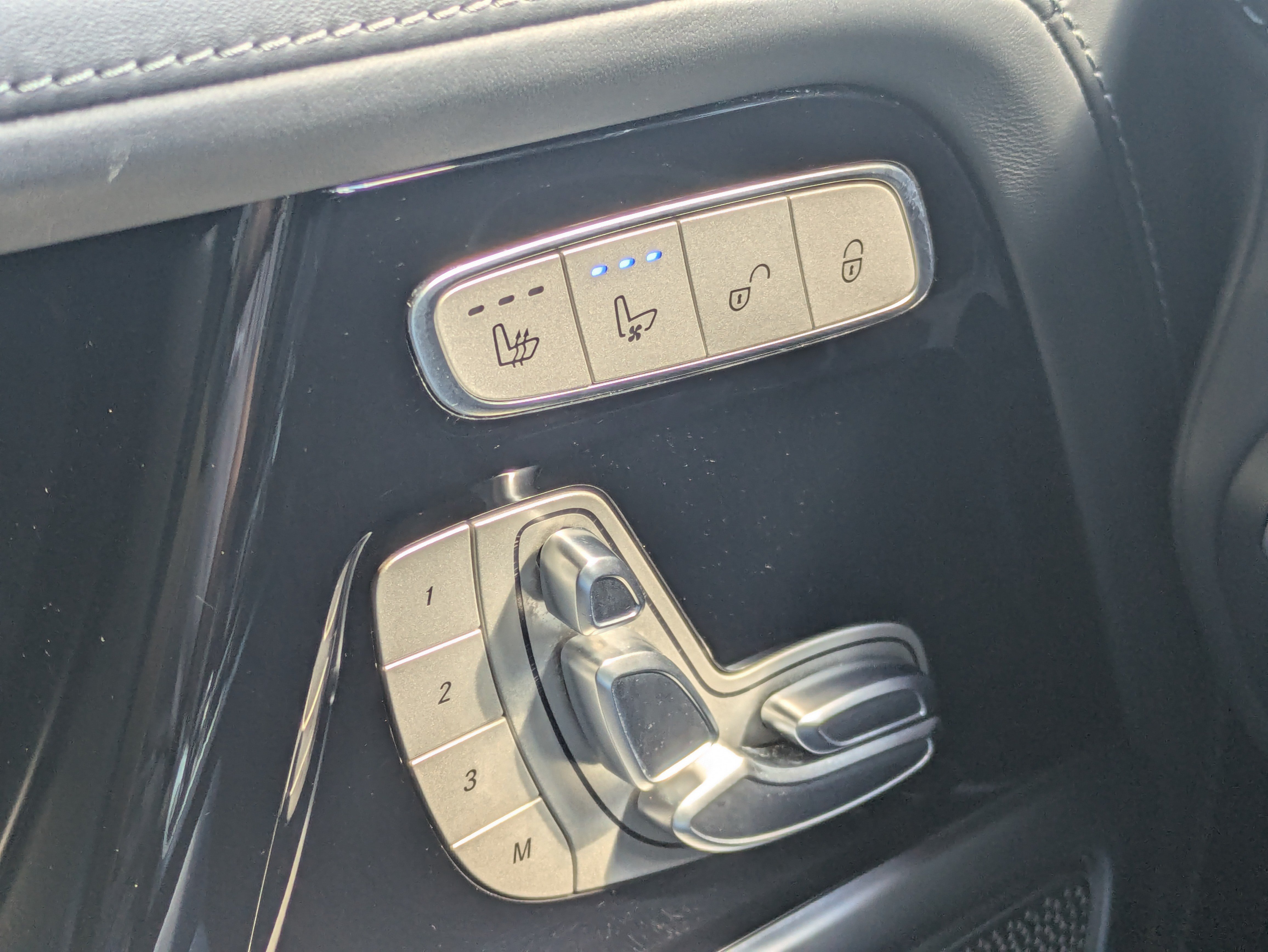 Used 2023 Mercedes-Benz G 63 AMG Squared image 23