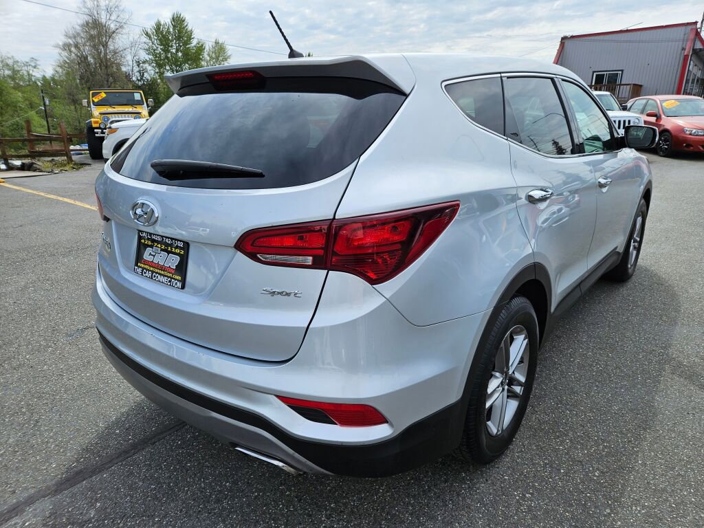 Used 2018 Hyundai Santa Fe Sport FWD image 4