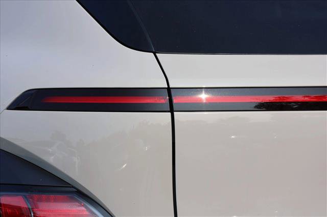 Certified 2026 Hyundai Kona Limited FWD image 11