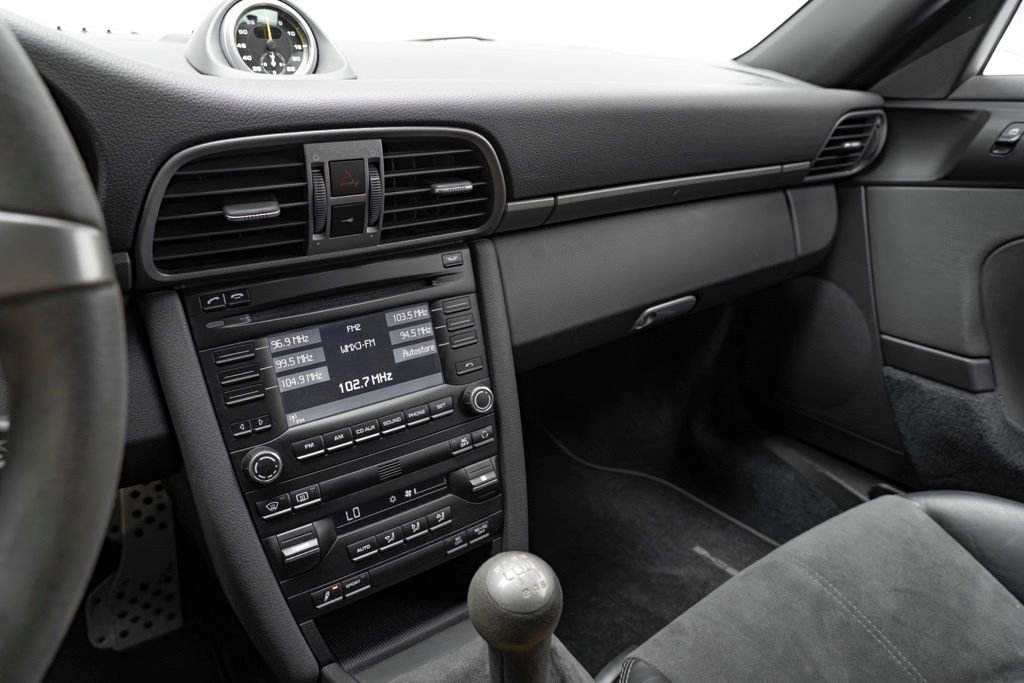 Used 2010 Porsche 911 GT3 image 19