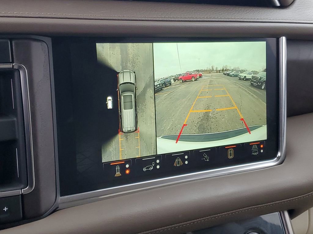 Certified 2023 GMC Yukon Denali w/ Advanced Technology Package image 19