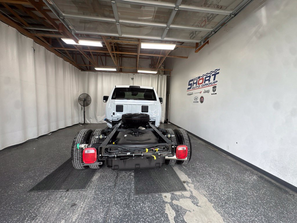 New 2027 RAM 3500 Tradesman AWD/4WD image 11