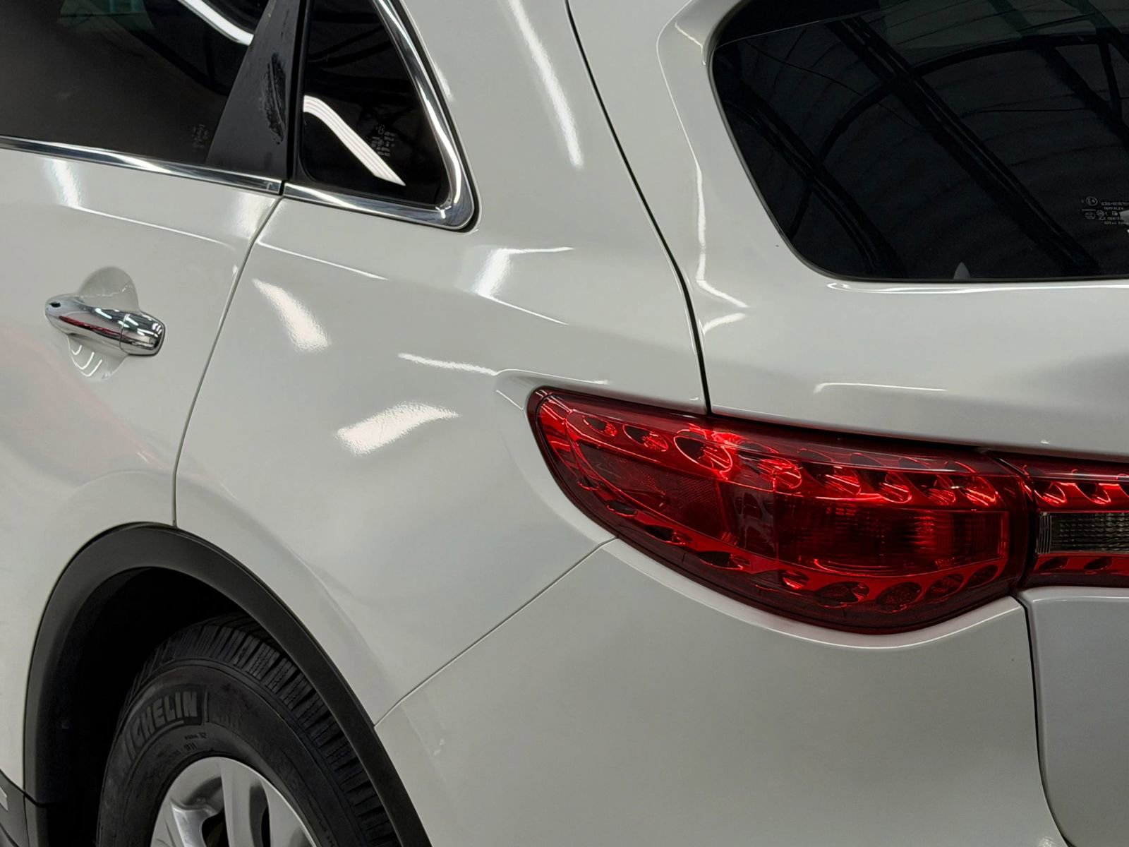 Used 2009 INFINITI FX35 2WD w/ Navigation Pkg image 12