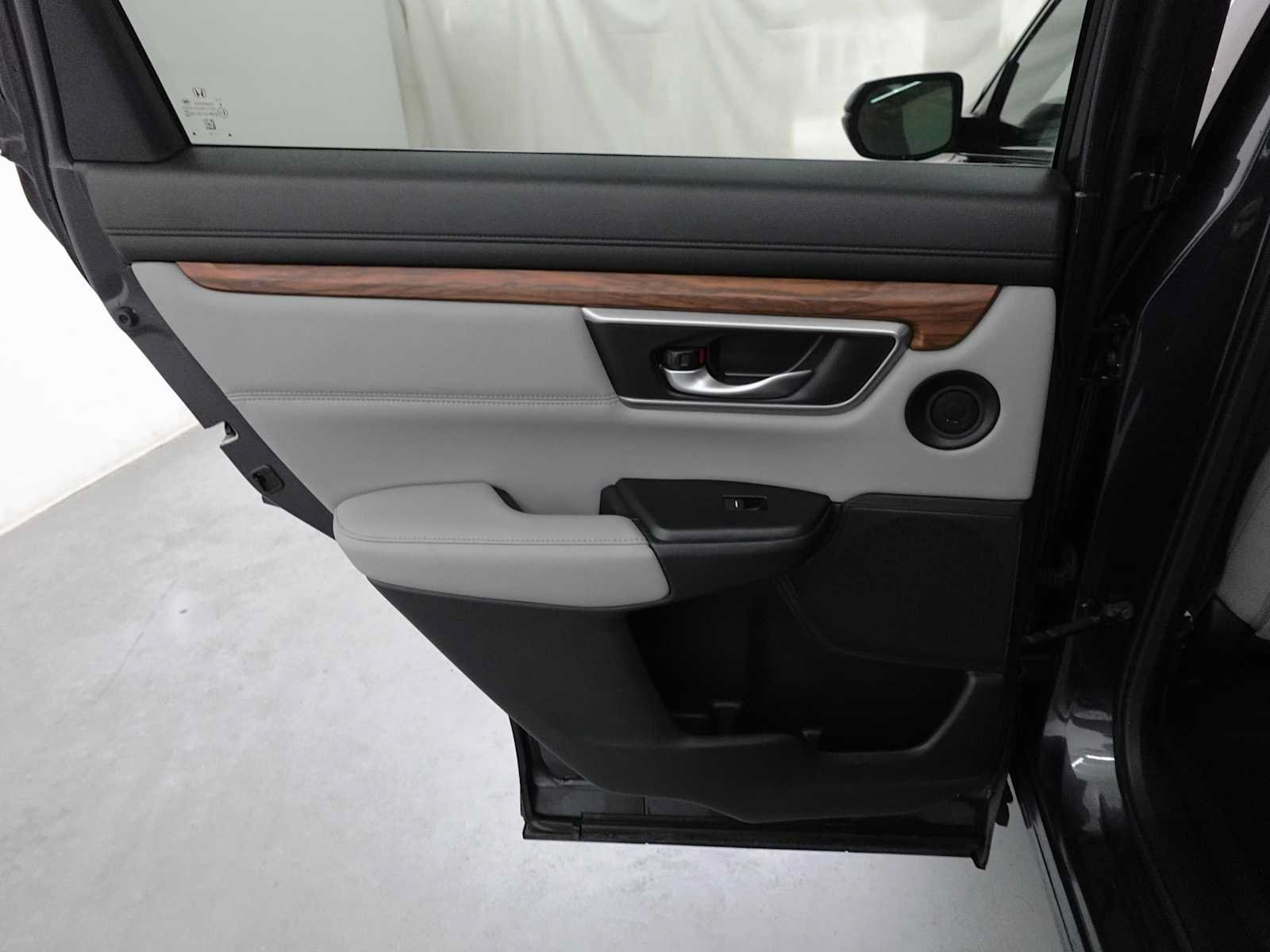 Used 2019 Honda CR-V EX-L image 24