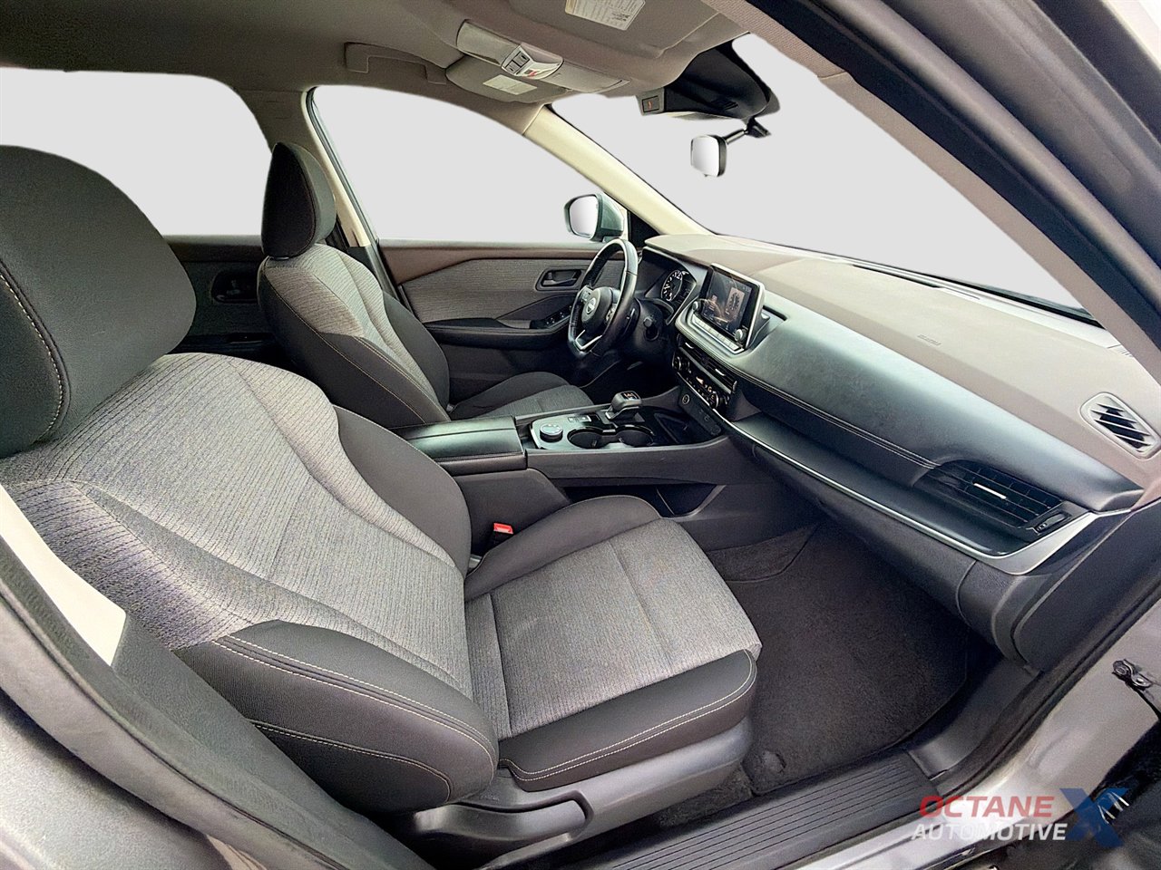 Used 2022 Nissan Rogue S AWD/4WD image 27