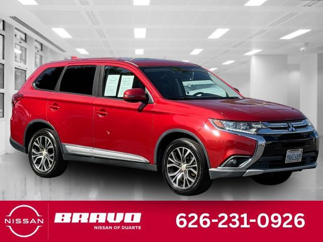 Used 2017 Mitsubishi Outlander SE FWD image 1