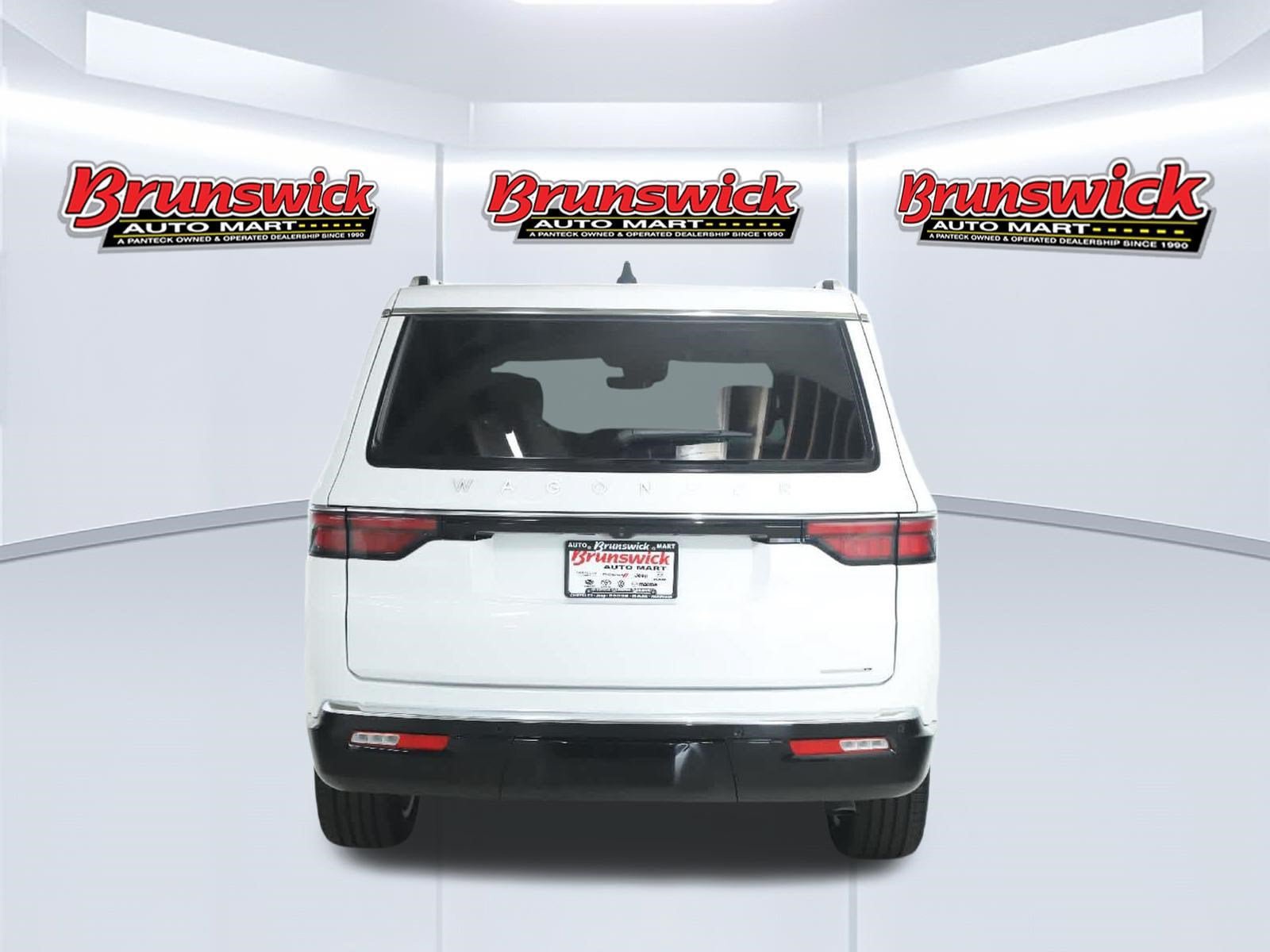 Used 2024 Jeep Wagoneer Series II w/ Premium Group I AWD/4WD image 45