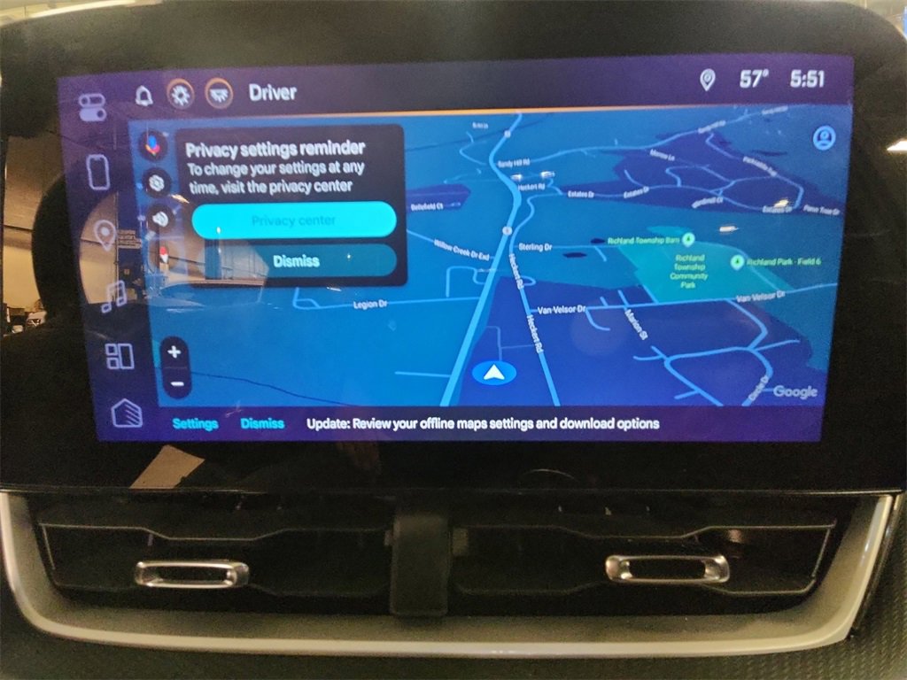 Certified 2025 Chevrolet Equinox LT w/ Safety and Technology Package image 19