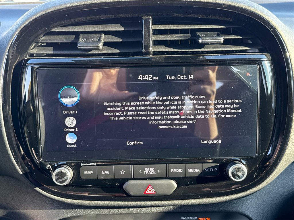 New 2025 Kia Soul S image 28