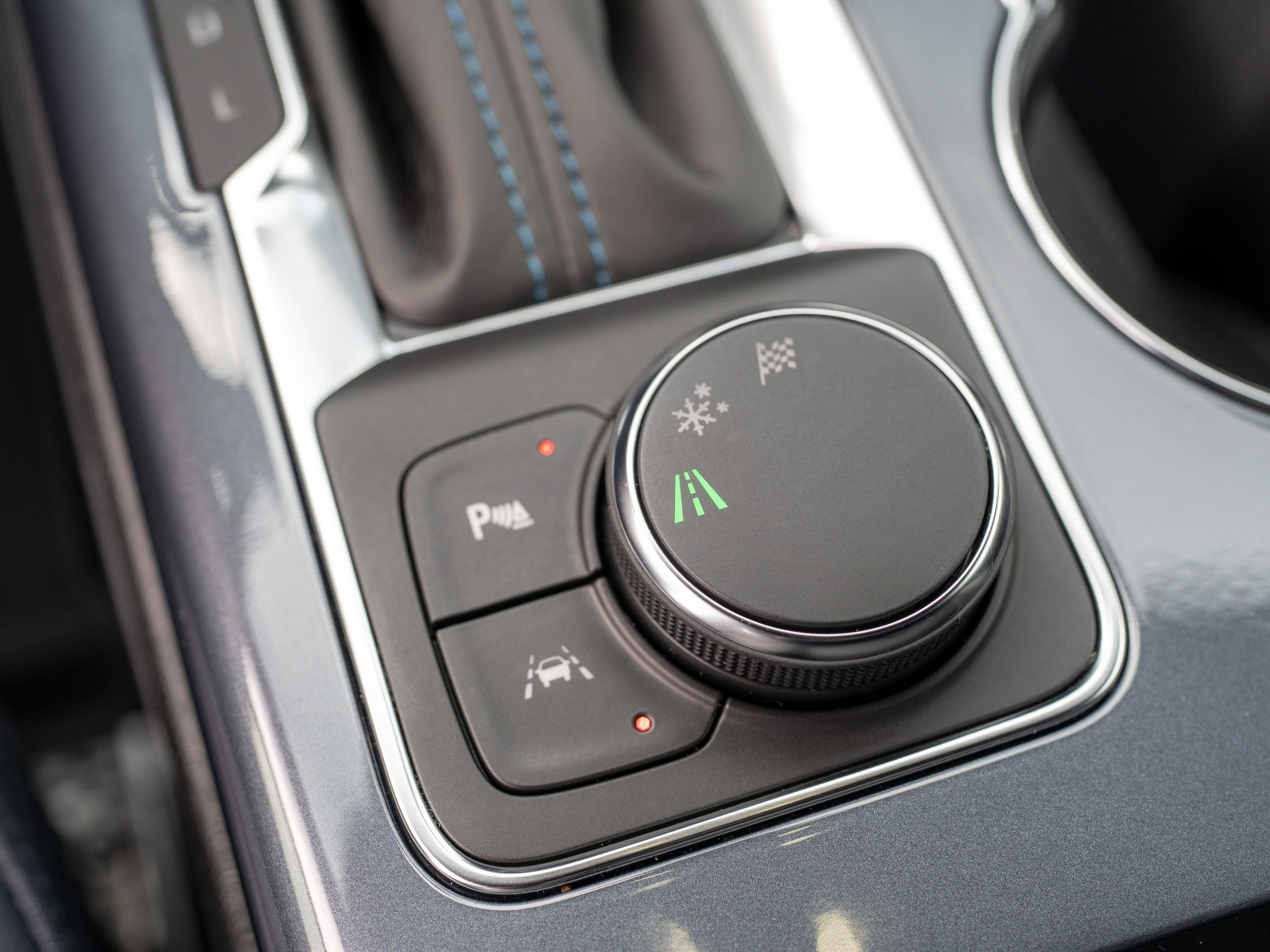 New 2026 Chevrolet Blazer RS w/ Enhanced Convenience Package FWD image 36