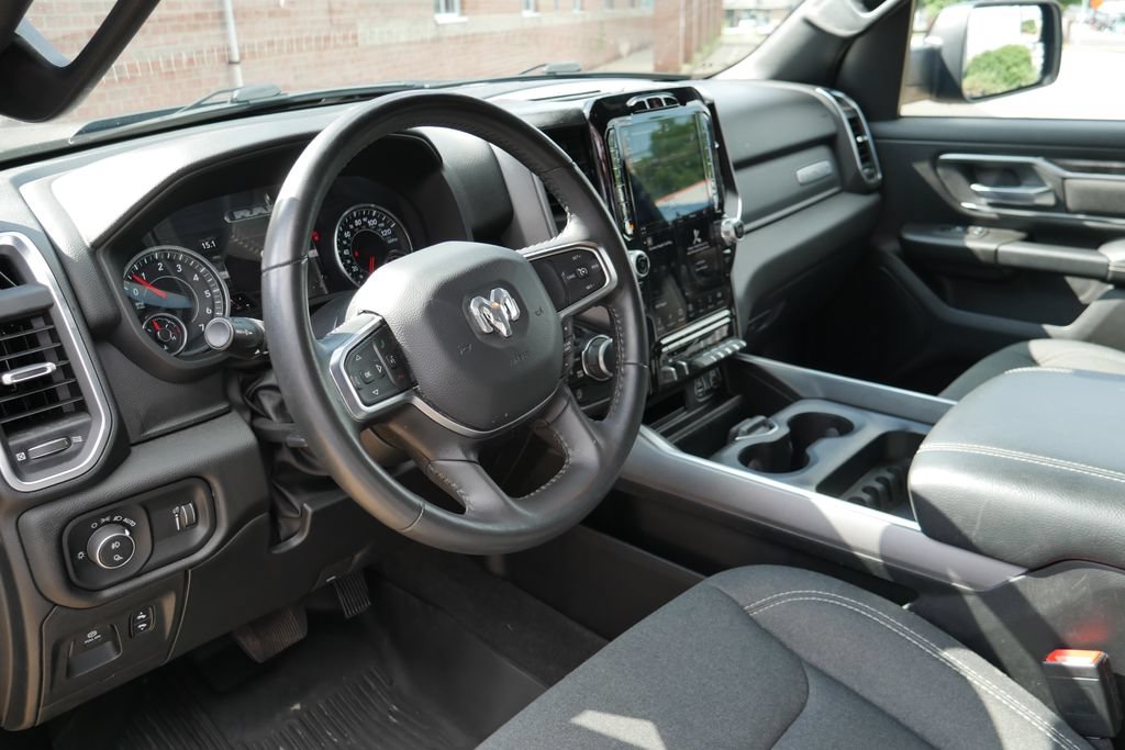 Used 2024 RAM 1500 Big Horn AWD/4WD image 25
