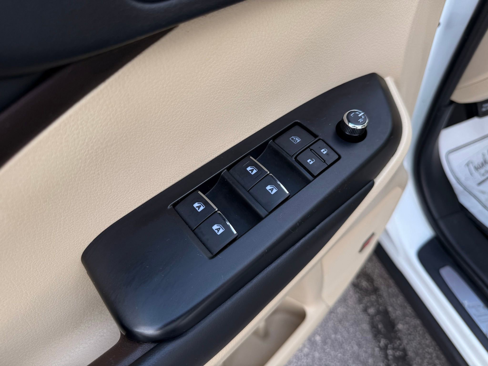 Used 2019 Toyota Highlander Limited AWD/4WD image 42