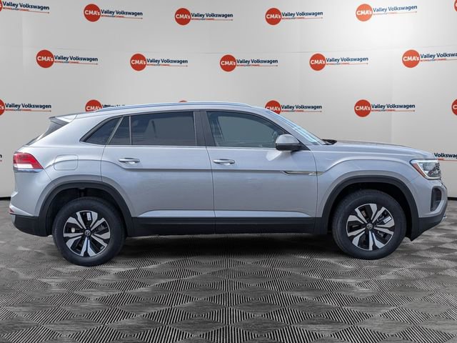 New 2026 Volkswagen Atlas Cross Sport SE image 4