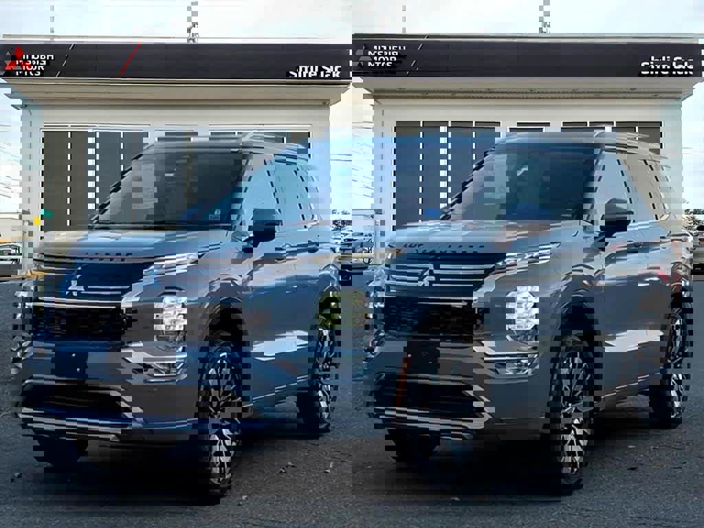 New 2026 Mitsubishi Outlander SEL