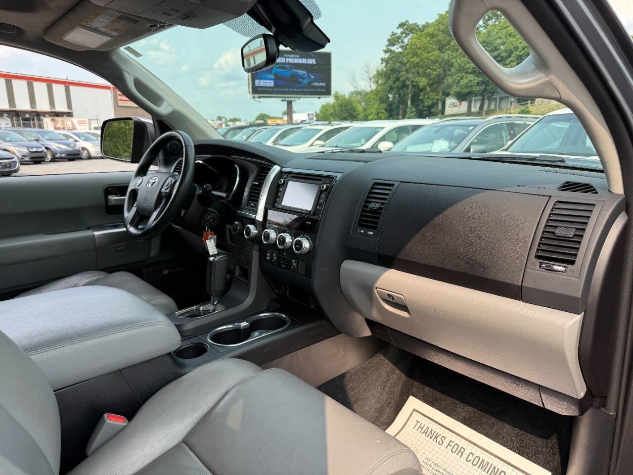 Used 2018 Toyota Sequoia Limited w/ Safety & Convenience Package AWD/4WD image 38