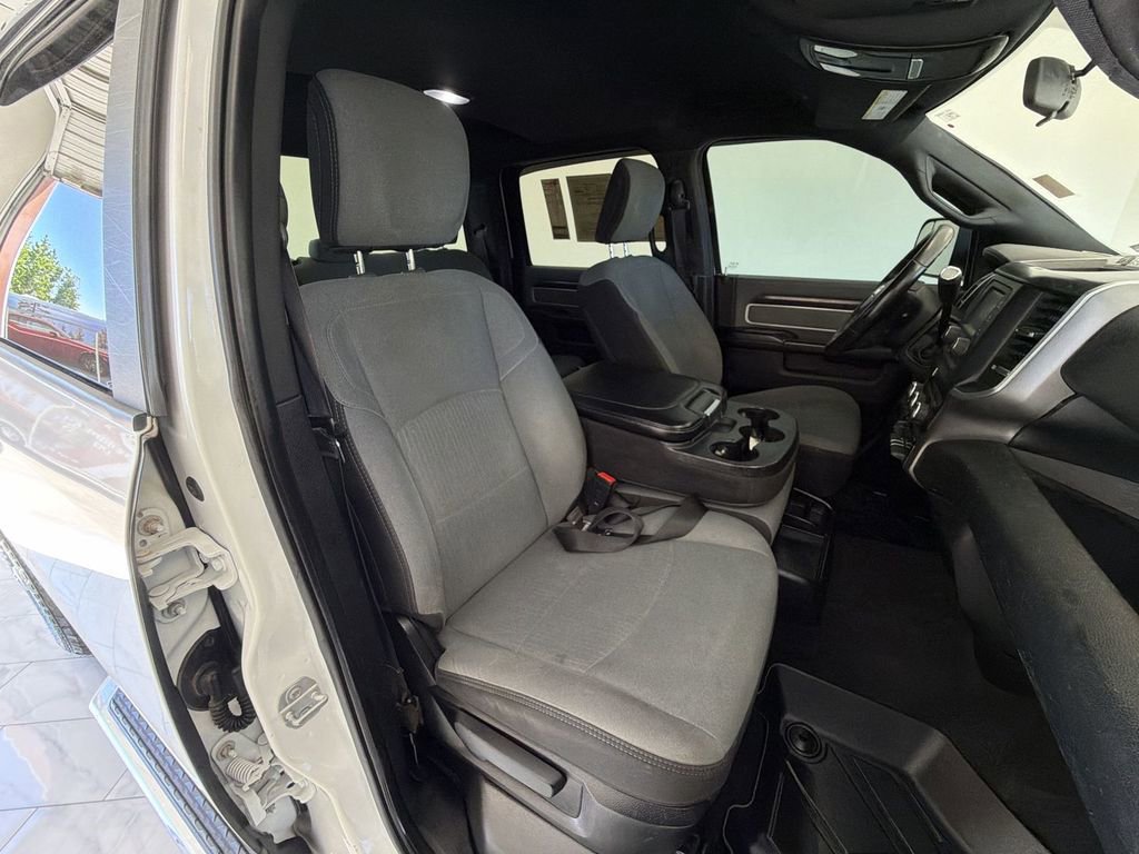 Used 2021 RAM 2500 Big Horn image 29