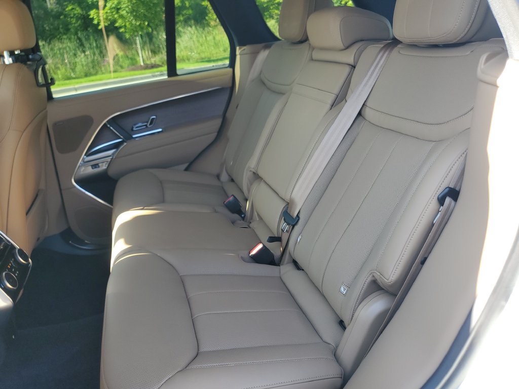 New 2026 Land Rover Range Rover SE AWD/4WD image 30