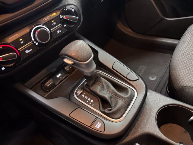 Certified 2023 Kia Soul LX FWD image 24