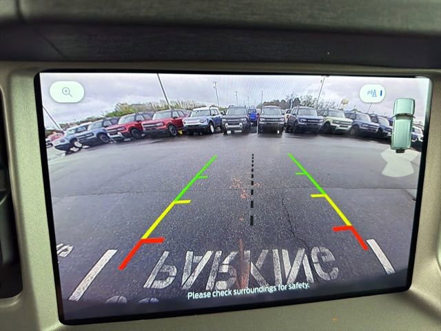 Used 2025 Ford Bronco Outer Banks image 18