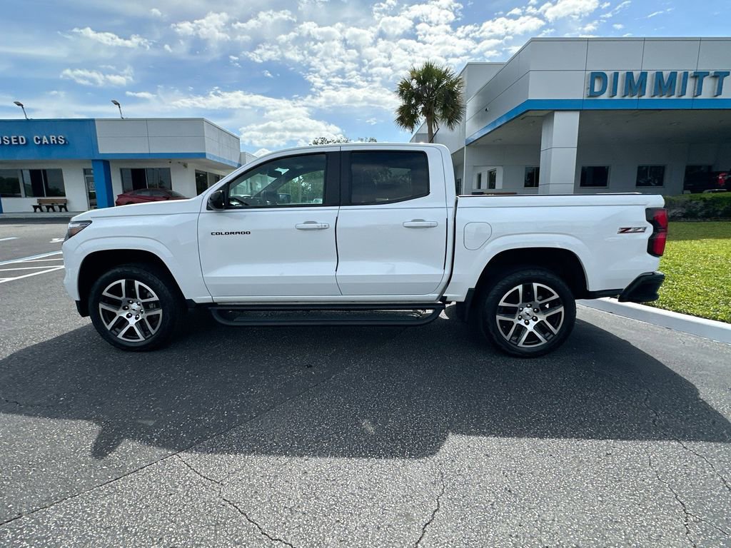 Used 2023 Chevrolet Colorado Z71 w/ Z71 Convenience Package 2 image 8