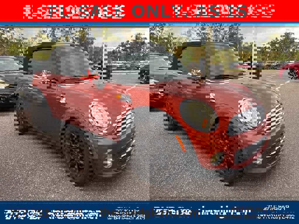 Used 2011 MINI Cooper Convertible image 4