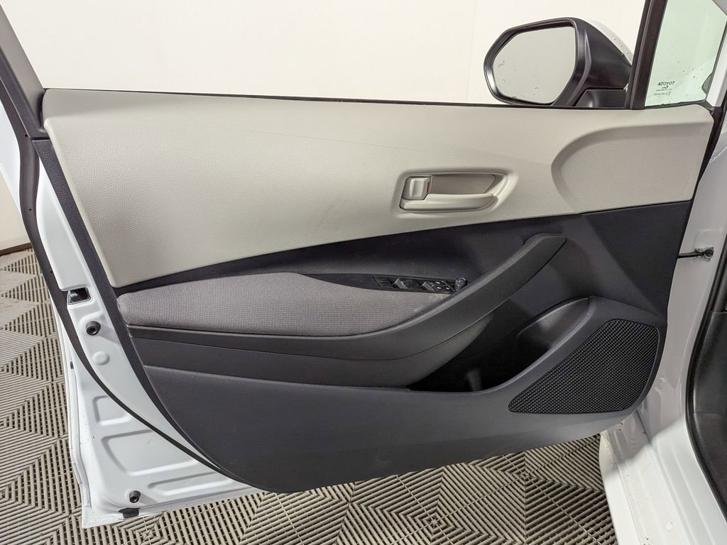 New 2026 Toyota Corolla LE image 8